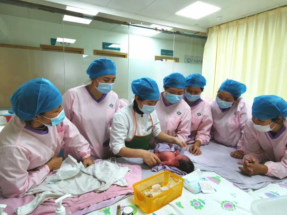 泉州妇婴监护型护送